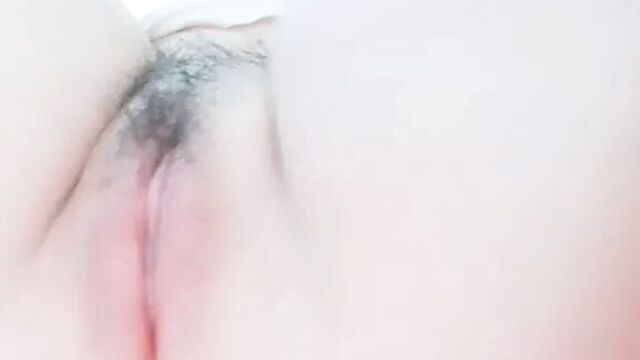 18 year old girl with a pink cunt