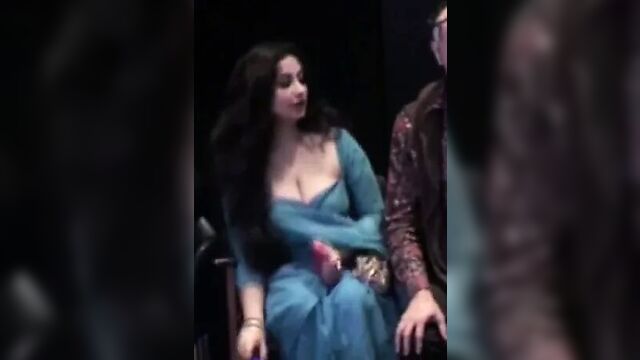 Divya dutta showing her big boobs in public