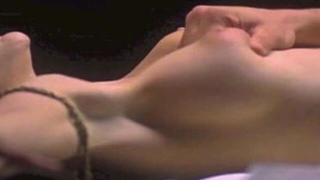 Alyssa Milano & Victoria Beckham Naked In HD!