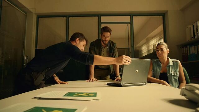 Mar de plastico - Lisi Linder