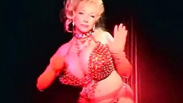 Huge Tits Burlesque