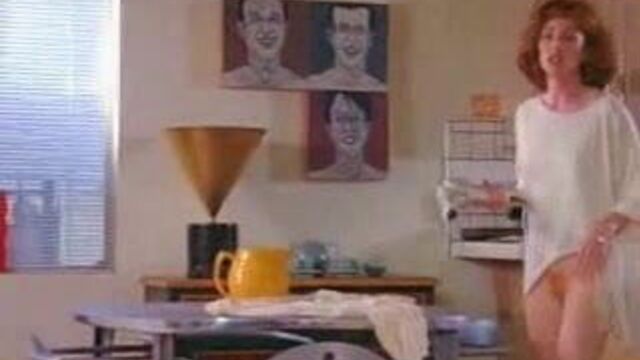 Celeb Julianne Moore pantyless