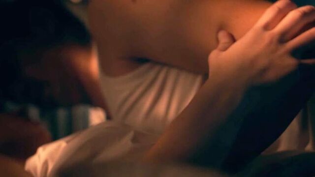 Sydney Sweeney Sex Defloration Scene from 'The Handmaid's Ta