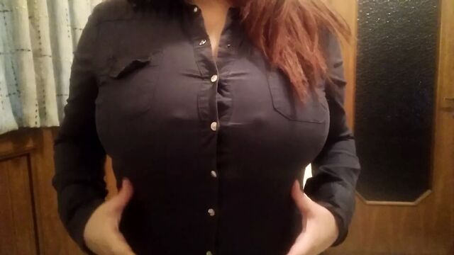 Big breasts pop shirt open