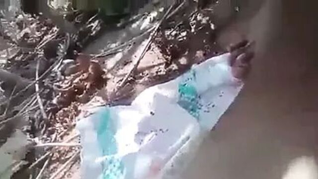 Desi village couple has outdoor sex