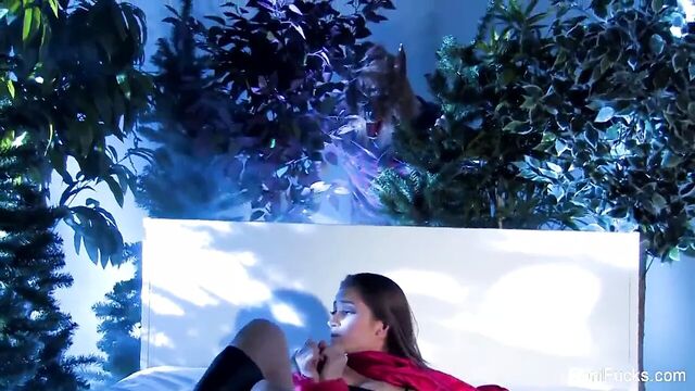 Dani Daniels Gets Fucked By A Werewolf