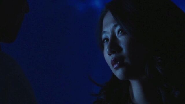 Celebrities Annie Q & Francesca Eastwood 3some Sex Scene