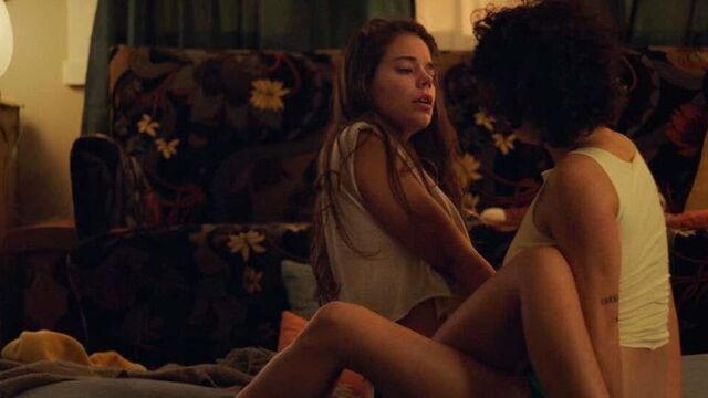 Lesbo Compilation Alia Shawkat & Laia Costa ScandalPlanetCom