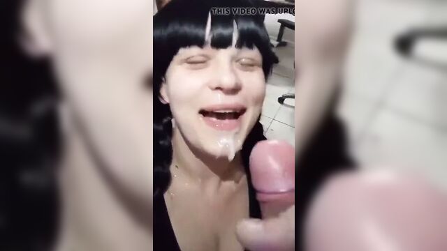 Trashbuns Getting Her Face Nutted On pt3