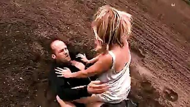 Amy Smart - Crank High Voltage