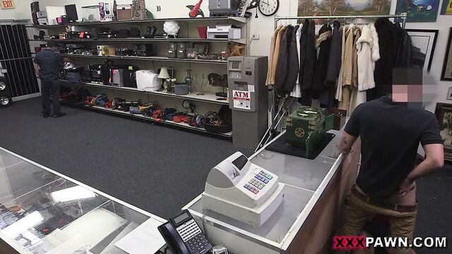 Weekend Crew Takes A wack At The sack - XXX Pawn