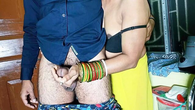 Indian Desi Sasu-Maa Ko Damad-Ji Ne Choda Jab Wife Pregnant Hu yi