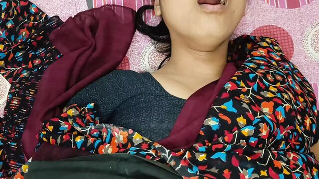 Hot Indian Desi village bhabhi was fucking hard with dever clear Hindi audio
