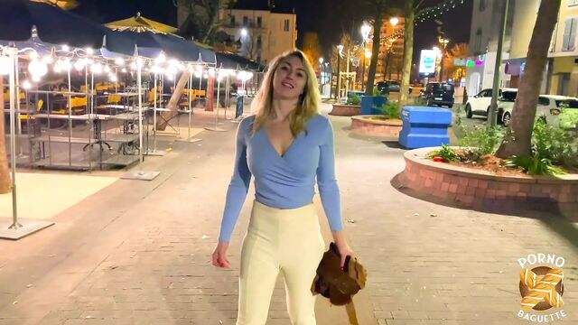 Elisa and Tiny, two pretty lesbian girls