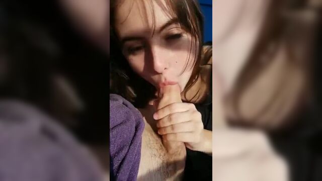 Blowjob Big Wheel In Amusement Park