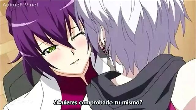 Seikon no Qwaser - Sasha interroga a Urada Oikawa