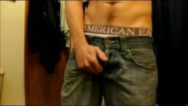 American Eagle Boxers Show