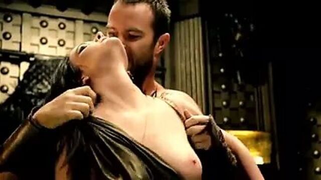 Eva Green Nude in 300 - Rise of an Empire