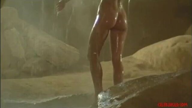 Phoebe Cates Nude Scene