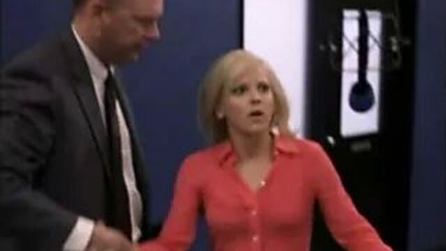 Nude Celeb Anna Faris Upskirt & Butt