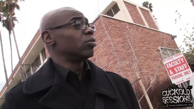 Nika Noire in Cuckold Sessions