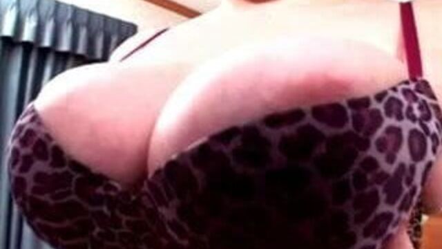 Uber Cutie Big Jugged Kerra Gets It In The Ass