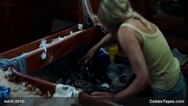 Shailene Woodley exposing her naked body