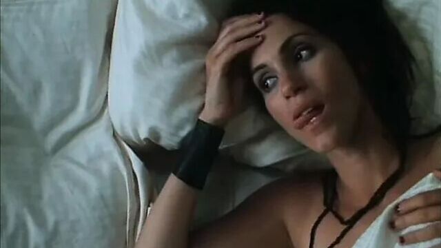 Jami Gertz, Sybil Darrow - ''Lip Service''