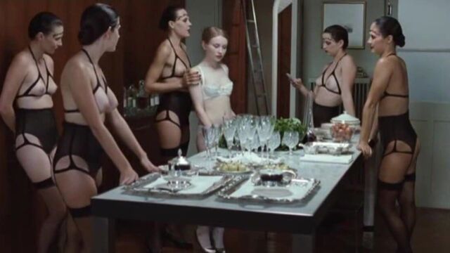 NUDE CELEBS 20 (ONLY BOOBS SCENE) Emily BROWNING