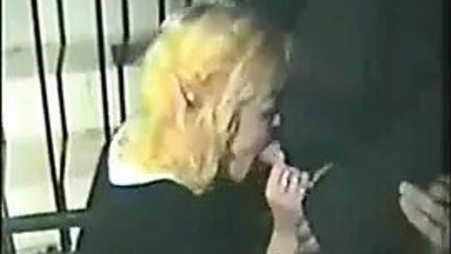 Mardi Gras sluts give head on the street