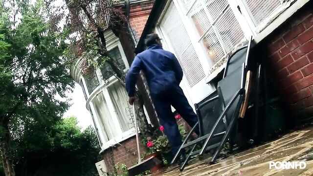 2 Milfs interracial play with rimming (BBC)