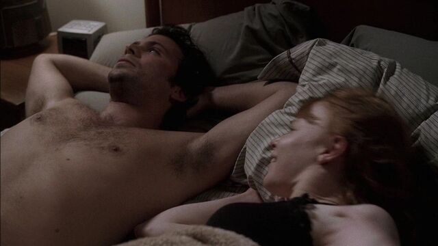 Lauren Ambrose - ''Six Feet Under'' s5e02